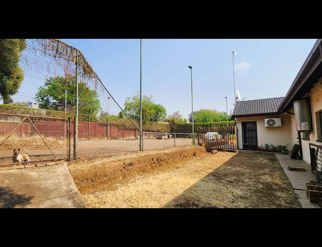 873M² VACANT LAND FOR SALE IN ALBERANTE